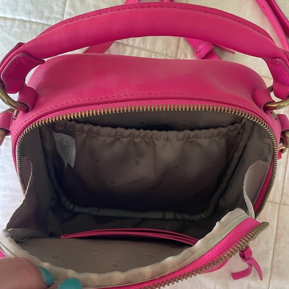 J. Crew - Stylish Pink Crossbody Bag - Picture 2 of 2